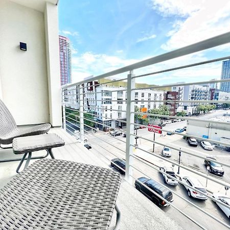 The Executive Getaway Apartment Сан Диего Екстериор снимка